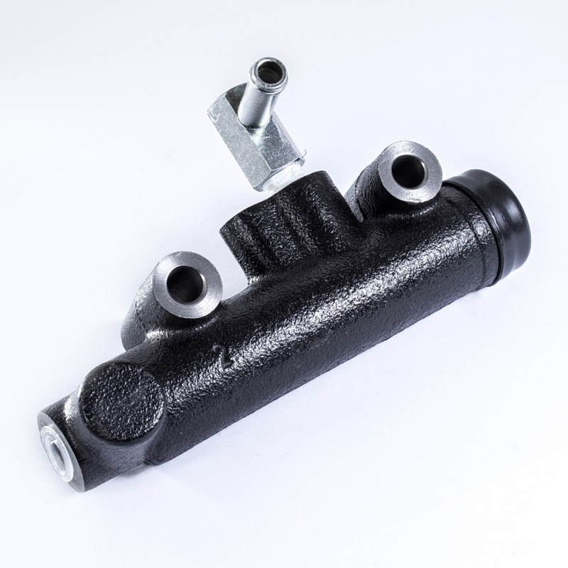 Главный цилиндр сцепления 7/8'' ISUZU Forward / GiGa