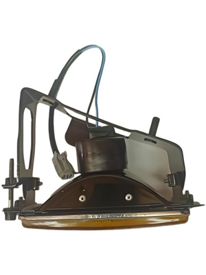 Противотуманная фара, правая (жёлтая) ISUZU NKR/NPR 1994-2004