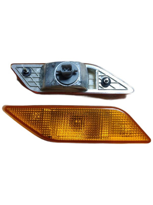 Повторитель поворота в крыло, правый FAW J7